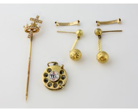 Seed Pearl stick pin with crown and cross, stamped 14ct, with textured drop earrings, with post and butterfly fittings, in ye