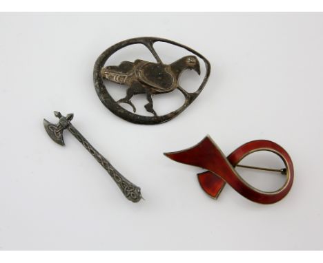 Ivar T. Holt red enamel ribbon brooch, measuring approximately 5.5 x 2.8cm, back marked 925 H, Sterling, Norway, with pin and