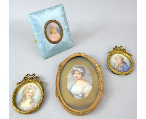 Four portrait miniatures on ivory, two in matching gilt frames measuring 6.5 cm wide, (4) PLEASE NOTE: THIS ITEM CONTAINS OR 