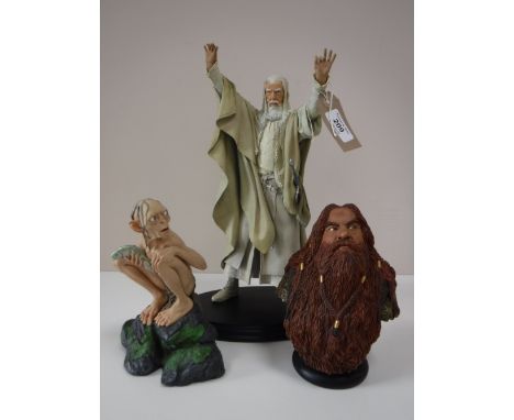 Three un-boxed Lord of the Rings , The Fellowship of the Ring Side Show Weta Collectables - Smeagol, Gimli and Gandalf the Wh