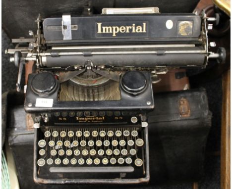 A vintage Quiet Imperial 55 typewriter. 53 cm wide.