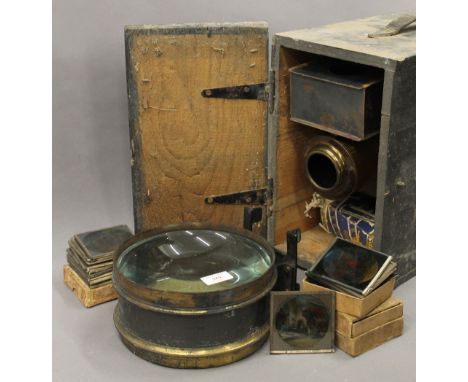 A Newton projector, a magnifier and a quantity of slides.