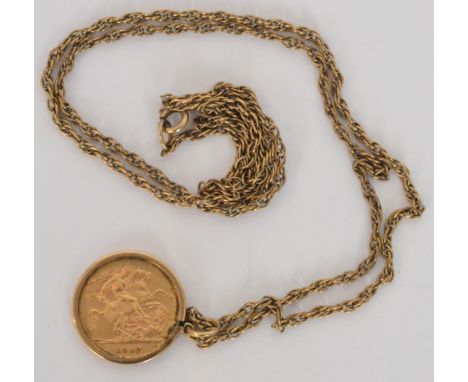 George V - Half sovereign 1912 in pendant mount and chain.