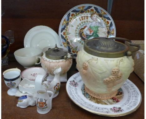 A Worcester Locke & Co. biscuit barrel and preserve, two Royal Doulton Christmas plates, a Wedgwood calendar plate, two Susie