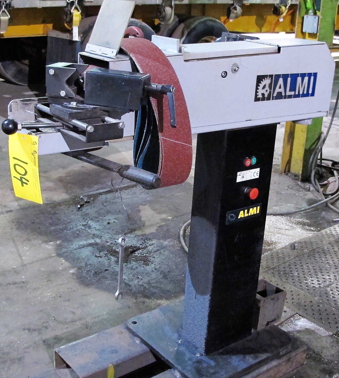 ALMI AL100U01 4" BELT SANDER, 575V W/ VISE AND SPARE SANDING BELTS