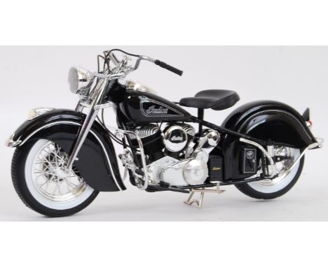 INDIAN 348: A good boxed 1:16 scale diecast model Indian 348 (1948) motorcycle. Within the original box. Very well detailed m