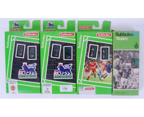 SUBBUTEO: A collection of 4x Subbuteo football teams, comprising of; 63768, Tottenham, Manchester United and 329 England. All