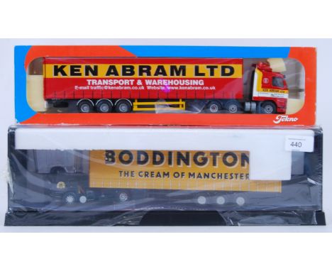 LORRIES: Two original 1:50 scale diecast model lorries / hauliers to include a Corgi Boddingtons Lorry (within the original c