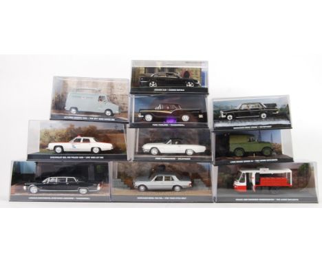 EAGLEMOSS JAMES BOND: A good collection of 10x Eaglemoss made James Bond 007 diorama diecast model cars - each from a differe