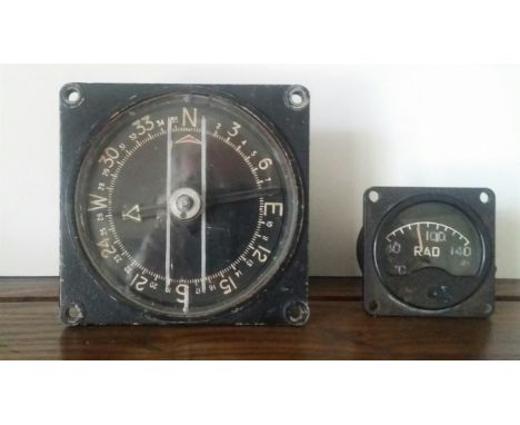 Air Ministry stamped.WWII-era Compass, Pilots Repeater Indicator Mk I Stores Ref 6A/1584, a component of the Distant Reading 