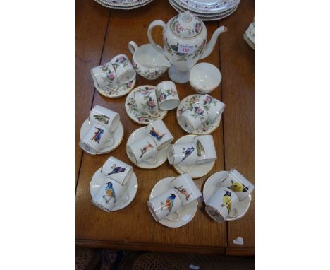 A WEDGWOOD 'HATHAWAY ROSE' COFFEE SET and a collection Hammersley coffee cans, decorated with birds