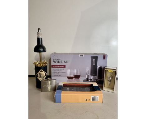 Electric wine set, cigarette holder/table lighter, wine bottle stop, hip flask and 5 piece wine set