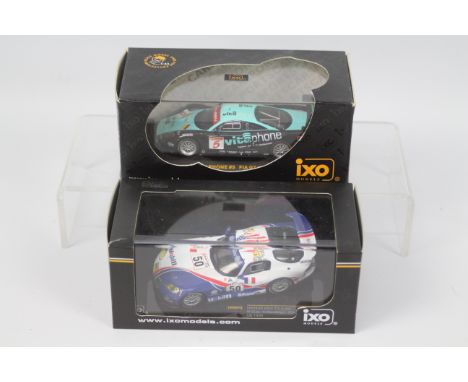 Ixo - 2 x 1:43 scale models, a Chrysler Viper GTS-R number 50 car in Mobil livery from the 1998 Le Mans # LMM070 and a Saleen