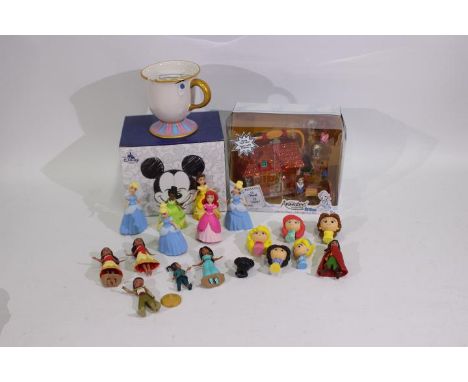 Disney Store - Lot to include a boxed Disney Animators' Collection Littles 'Belle Micro Playset', a boxed Beauty and the Beas
