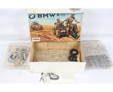 Esci - A boxed vintage circa 1973 Esci #7001 1:9 scale BMW R75 with Sidecar. The model appears to be in Mint condition with l