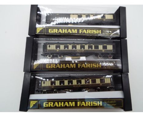 Graham Farish - 3 x boxed N gauge Pullman passenger carriages, all appear ex or better in ex or better boxes (one box with li