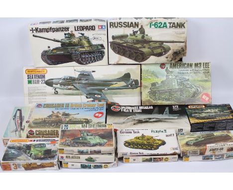 Matchbox, Tamiya, Airfix, Others - A collection of 13 boxed plastic model kits in various scales. Lot includes Matchbox PK-50