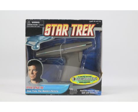 Diamond Select - Star Trek - An unopened limited edition Star Trek: The Motion Picture Phaser # 4330939195. This item appears