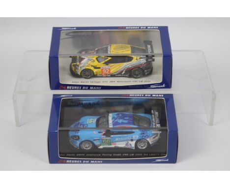 Spark - 2 x 1:43 Scale Aston Martin racing models, a Vantage GT2 number 92 car in JMW Motorsport livery from the 2010 Le Mans