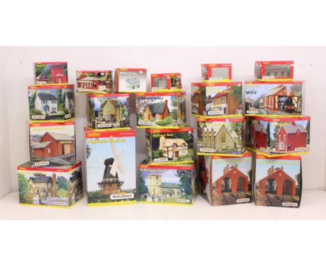 Hornby: A collection of twenty boxed Hornby, OO Gauge Skaledale Model Buildings, including: Highfields Windmill, Double Road 