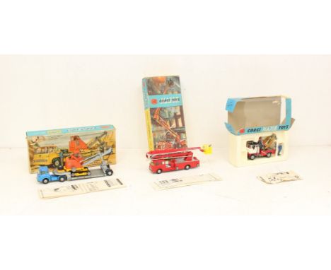 Corgi: A collection of three boxed Corgi Toys vehicles to comprise: Corgi Major Toys, Machinery Carrier with Bedford Tractor 