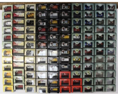 Oxford Diecast: A collection of approx. 120 cased Oxford Diecast vehicles, to comprise: Aston Martin, Lotus, Emergency, Milit