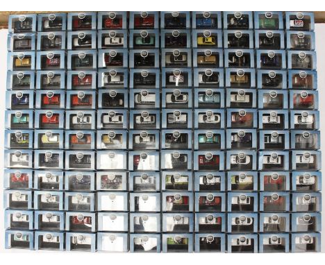 Oxford Diecast: A collection of approx. 120 cased Oxford Diecast vehicles. Original boxes, box condition is generally good. s