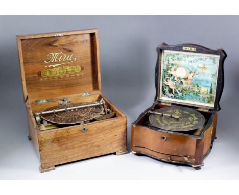 A late 19th Century walnut cased Polyphon to take 8.25ins diameter disks, with 3.5ins steel comb, contained in shaped walnut 