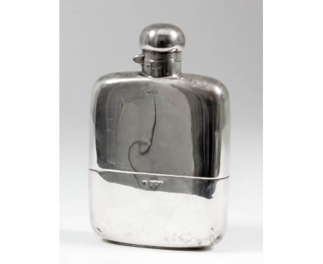 An Edward VII silver rectangular hip flask with bayonet top and removable cup, 5.5ins high, by James Deakin & Sons, Sheffield