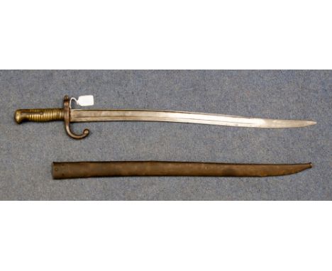 Bayonet with metal scabbard