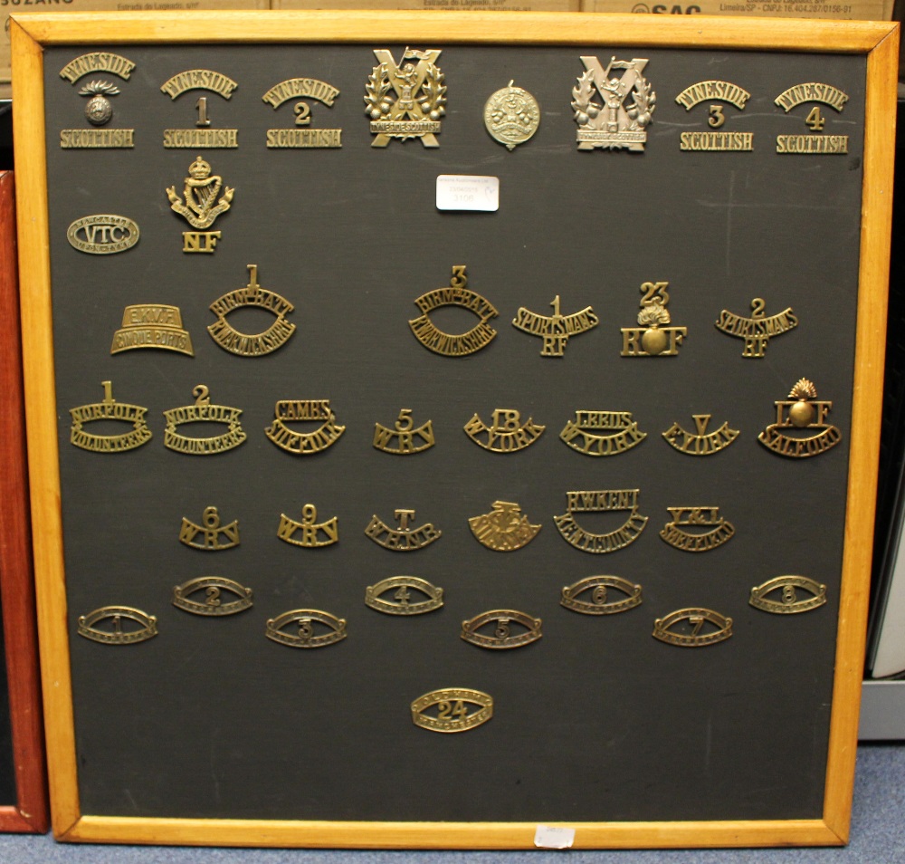 Two framed military shoulder titles (approx 100) WW1 (CIV Boer War) Set ...