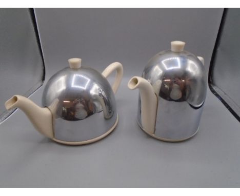 'Ever Hot' coffee and tea pot, ceramic pots with steel cover