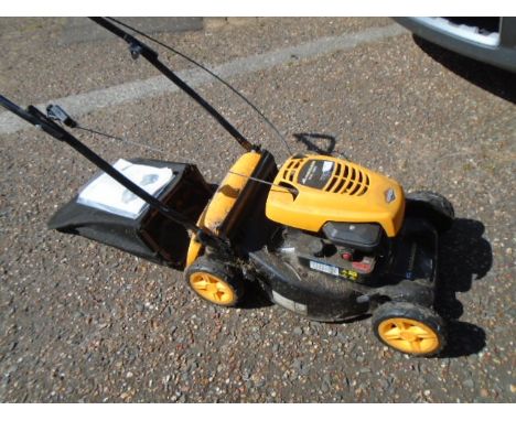McCulloch briggs and stratton mower with manual and grass box
