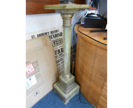 A Victorian English antique hand carved green marble column torchere stand / bust stand / jardiniere planter stand. Square to