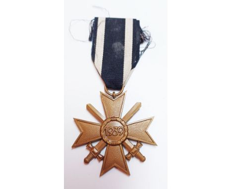 MILITARIA - GERMAN MEDAL WW2 NAZI CROSS&nbsp;

NO. 7