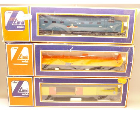 Lima models, 'The Fife &amp; Forfar Yeomanry' OO gauge locomotive and two rolling stock models 