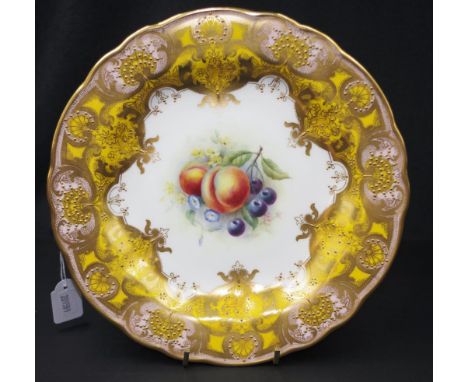 Royal Worcester gilt &amp; fruit painted plate Price Cabinet plate gilt &amp; yellow border and hand painted fruit centre, si