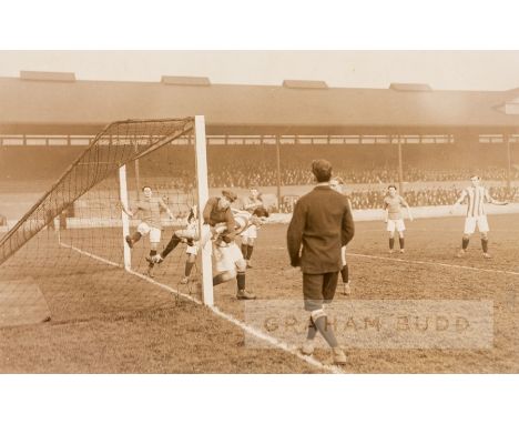 1913 b&w postcard depicting the English FA Cup Second Round second replay between Bristol Rovers and Norwich City at Stamford