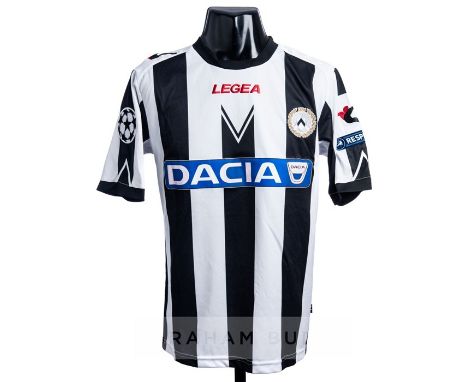 Kwadwo Asamoah black and white striped Udinese No.20 home jersey from the 2011 UEFA Champions League play-off first leg match