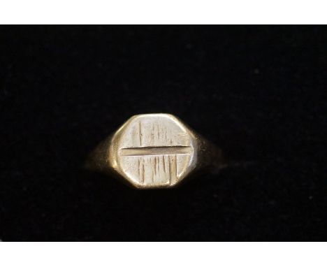 A 9ct gold gents ring 5.4 grams, size- W
