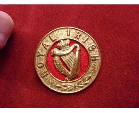 Royal Irish Regiment Victorian Other Ranks Helmet Plate Centre 1881-1901 (Gilding-metal construction with red felt centre bac