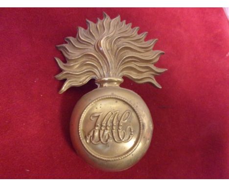 Honourable Artillery Company Busby Grenade Territorial Cap Badge c.1879 (Gilding-metal) Two lugs. K&amp;K: 1760