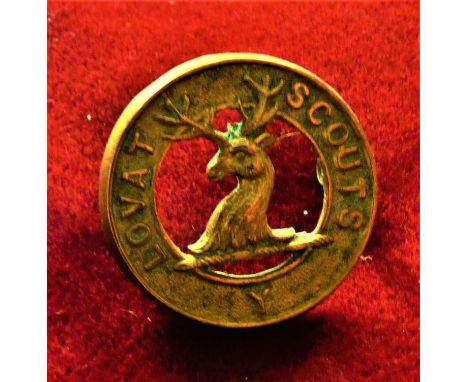 Lovat (Yeomanry) Scouts WWI Cap Badge (Gilding-metal), two lugs. K&amp;K: 1497