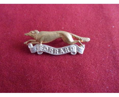 The East Riding Yeomanry (Lancers) WWII Cap Badge (Gilding-metal), two lugs K&amp;K: 1496