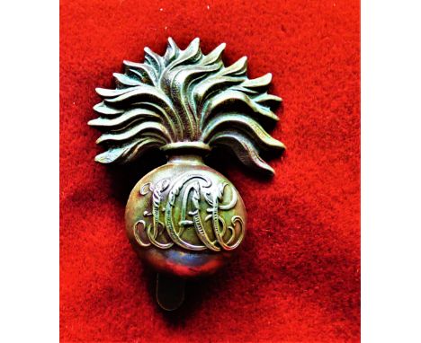 Honourable Artillery Company (Territorial Regiment)  Cap Badge (White-metal), slider. K&amp;K: 2372