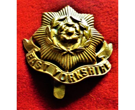 East Yorkshire Regiment WWI War Economy Cap Badge (Brass), slider. K&amp;K: 609