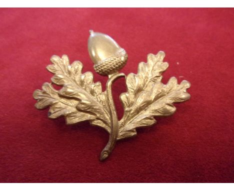 The South Nottinghamshire (Yeomanry) Hussars Other Ranks Cap Badge (Brass), two lugs. K&amp;K: 1432