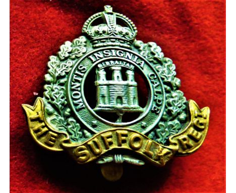The Suffolk Regiment Forage Cap Badge (Bi-metal), two lugs, third type. K&amp;K: 605