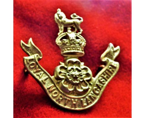 Loyal North Lancashire Regiment Other Ranks WWI Cap Badge (White-metal), two lugs. K&amp;K: 664
