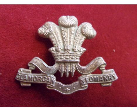 Glamorgan Yeomanry WWII Officers Cap Badge (Silvered-brass), two lugs. K&amp;K: 2330